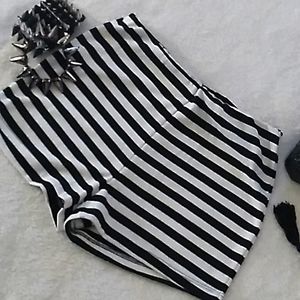 Cute high-waisted shorts